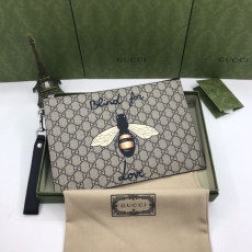 Gucci Clutch Bags